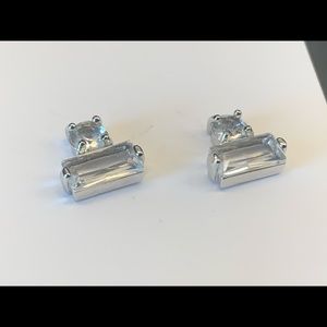 NWT Oak + Fort minimal earrings